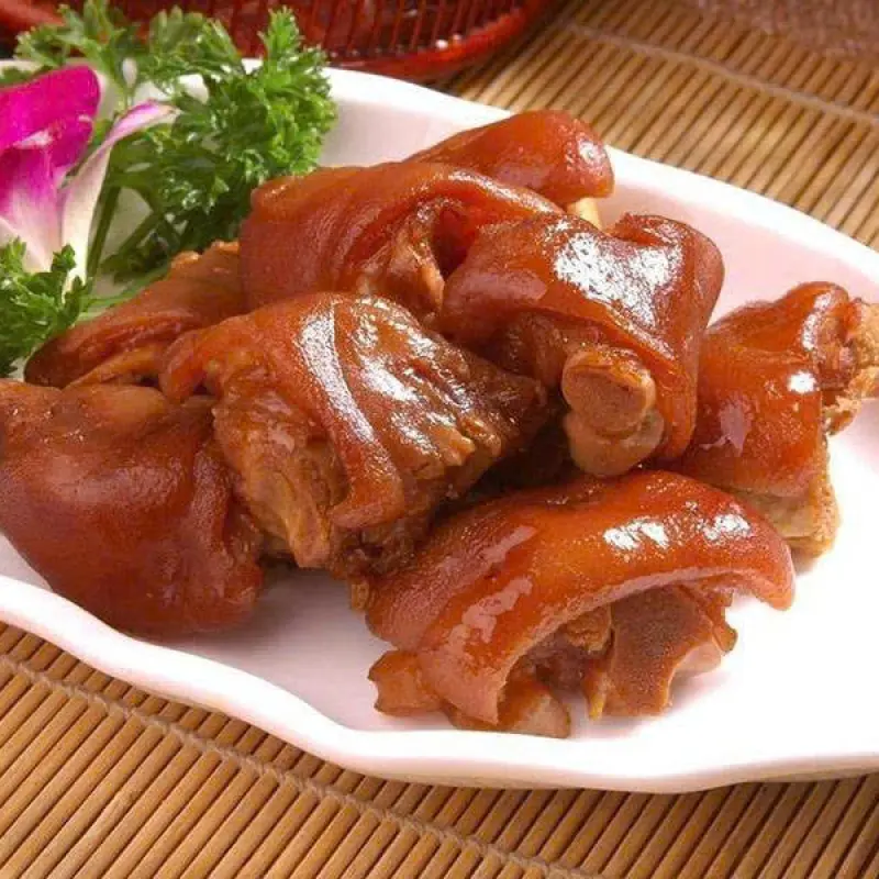 Giò Heo Sốt